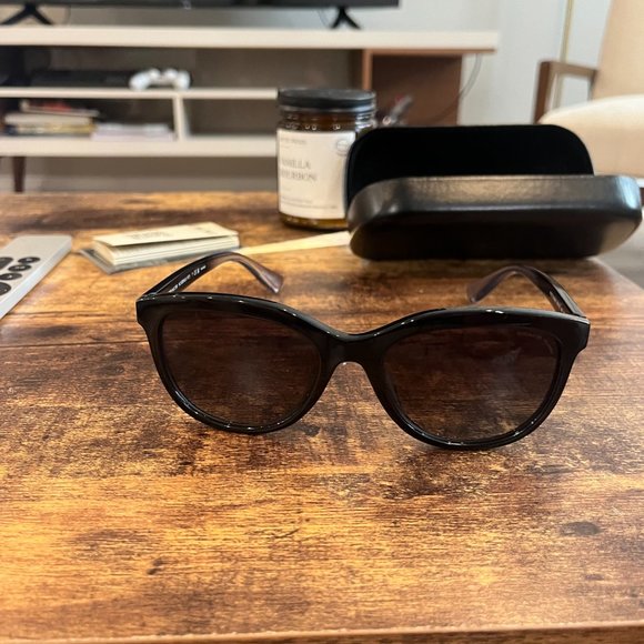 Coach Polarized Women's Sunglasses - New without tags - Picture 1 of 4